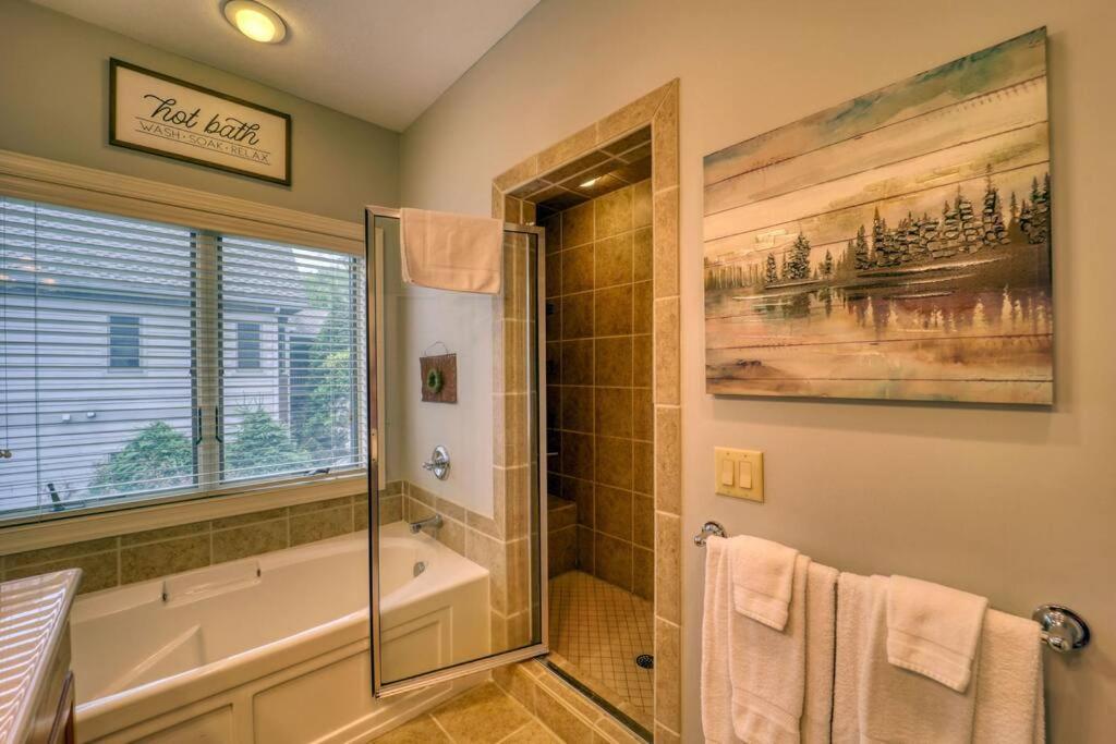 Bucket List Views Sugar Mountain Private Condo - 2Bed, 2Bath, Sleeps 6, Panoramic Views Of Mountains From Large Deck, Short Drive To Shopping, Restaurants, Cafes & Banner Elk Town Extérieur photo
